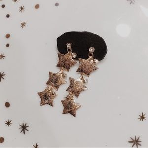 3 star dangle earrings🌟